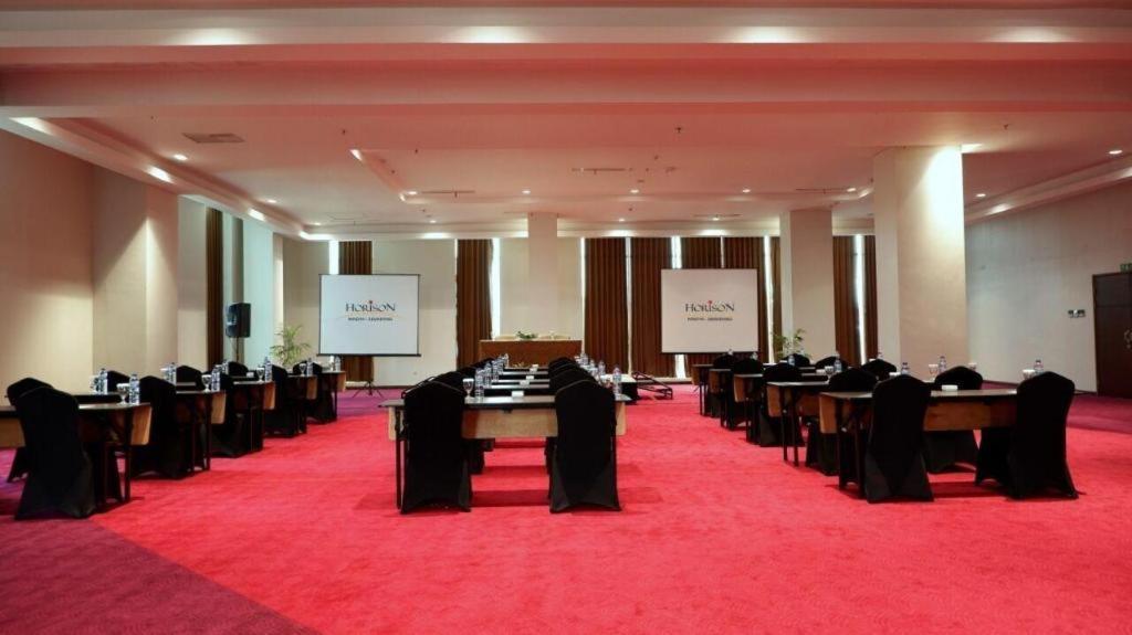 Horison Nindya Hotel