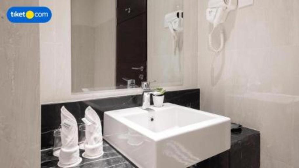 Hotel Horison Nindya
